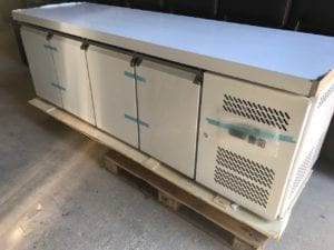 Table congélateur 700 / 4 portes