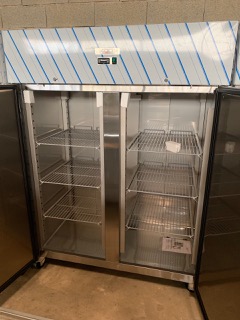 Réfrigérateur inox 1400 L / 2 portes