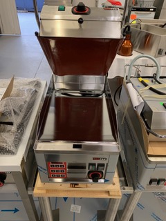 CLAM GRILL A STEAK FAST FOOD A POSER