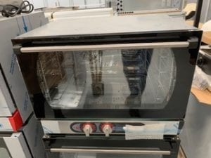 FOUR PATISSIER  ELECTRIQUE AVEC INJECTION HUMIDITE GN 1/1 ;400x600; 4 NIVEAUX