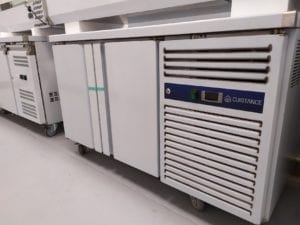 TABLE POSITIVE 240 LITRES 2 PORTES AVEC DOSSERET