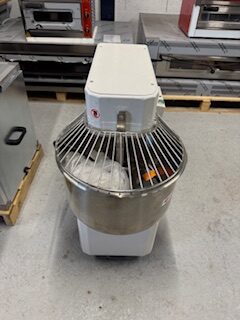 PETRIN A SPIRALE 40L 2 VITESSE 380V TETE FIXE