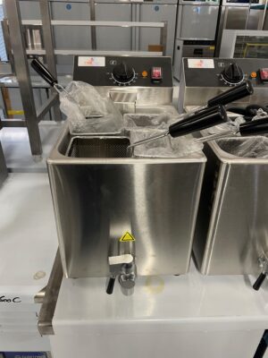 Cuiseur à pâtes - 8 litres - 3,25 kW - avec robinet de vidange - incl. 4 paniers